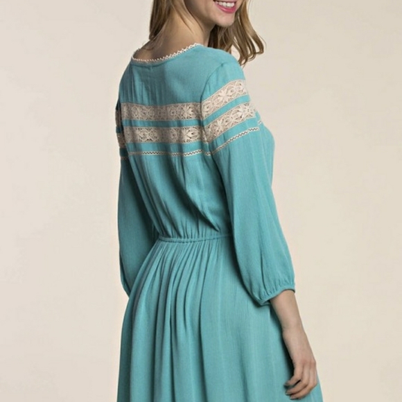 New Boutique Aqua Dress - Picture 3 of 3